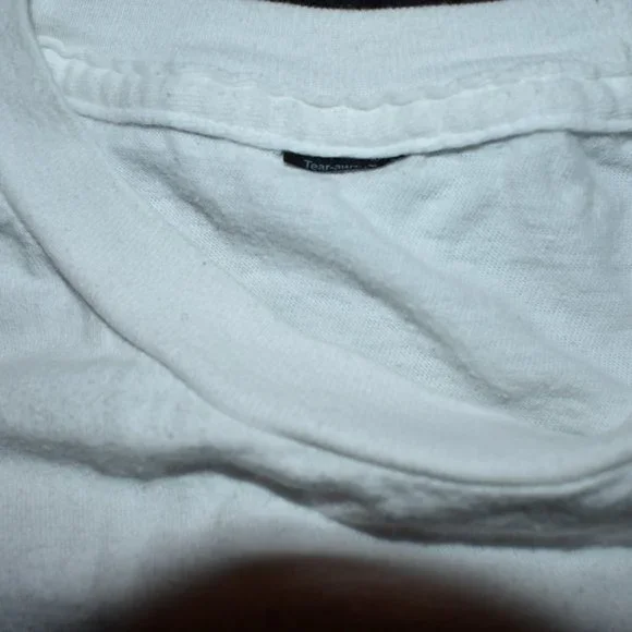 Baby Yoda Shirt - Picture 4 of 4